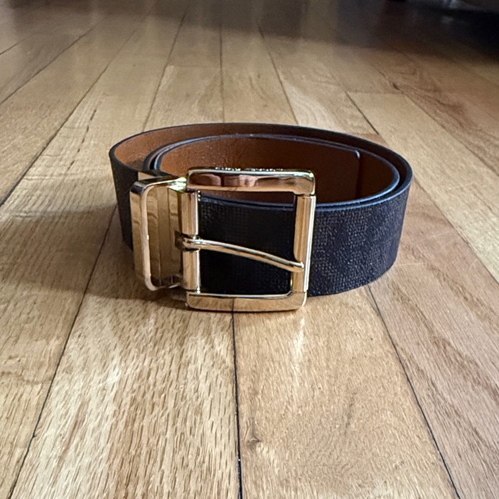 Michael Kors Black Leather Belt Gold Buckle – Classic